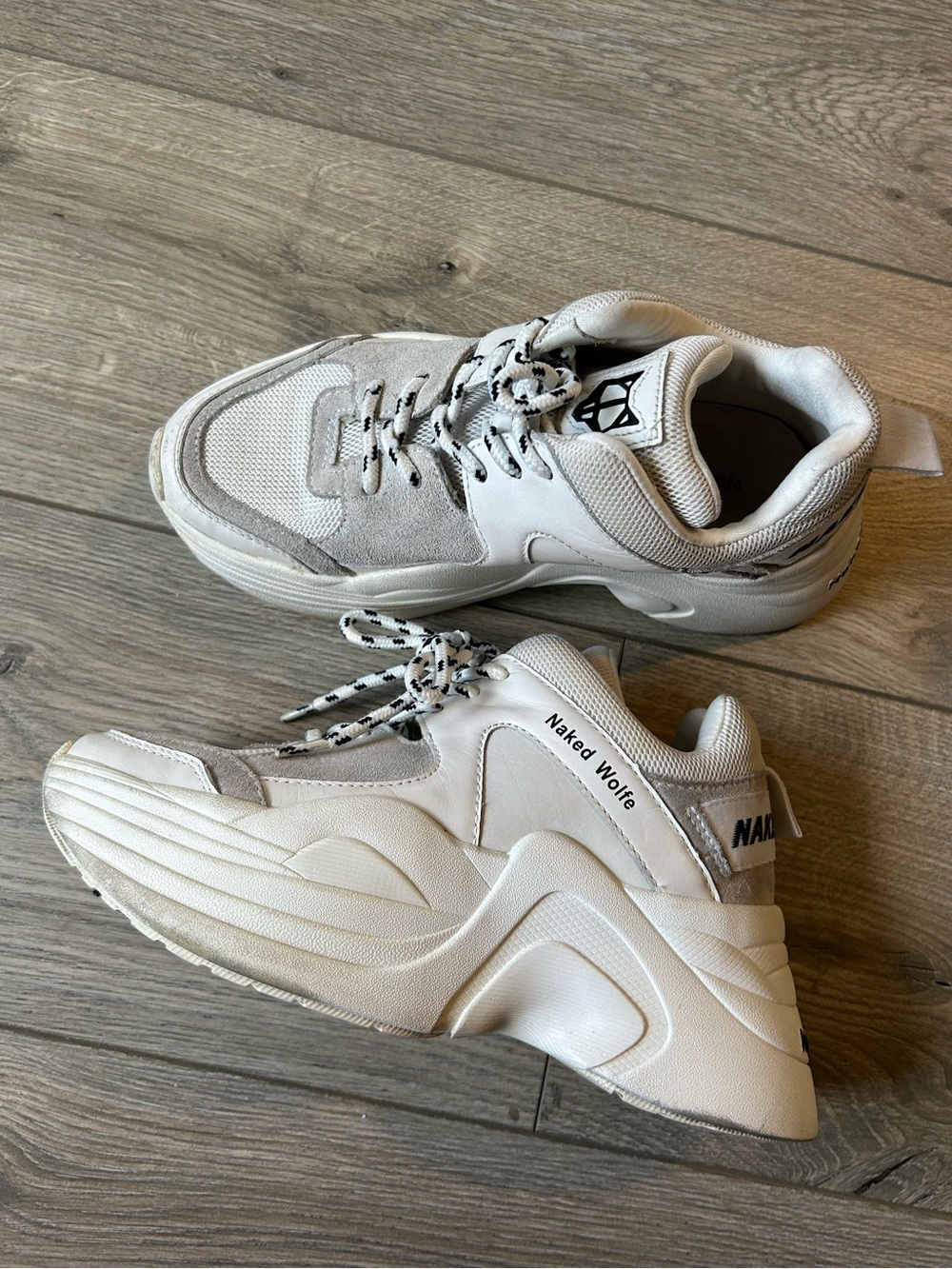 NAKED WOLFE Art Track Sneakers White & Grey Size 7